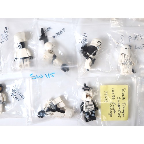 77 - LEGO Star Wars - A group of Trooper Minifigures sw0115, sw0463, sw0188, sw0271, sw0005a/b, sw0505, s... 