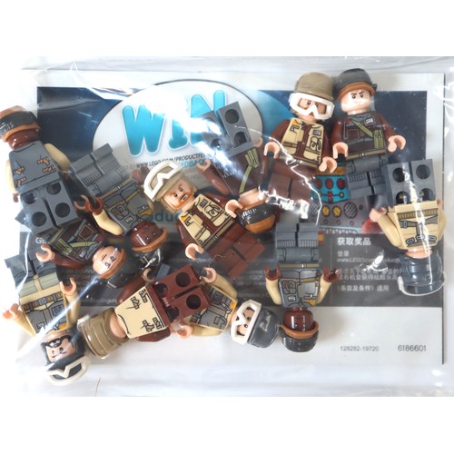 198 - LEGO Star Wars - 75126 MicroFighters First Order Snowspeeder, 75132  First Order Battle Pack, 75164 ... 