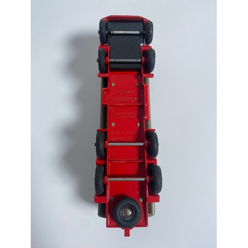 17 - Dinky Toys 504 - Foden 14-ton tanker