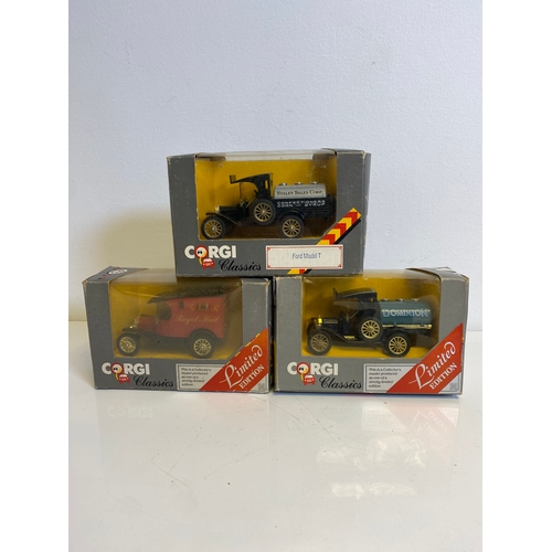 303 - A collection of Die-Cast Corgi model cars including Corgi classics Ford Model T Royal Mail C877, Sta... 