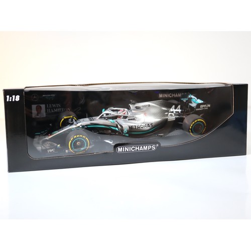 16 - Lewis Hamilton Mercedes-AMG Petronas Motorsport F1 W10 EQ Power+ - 2019 1:18 Scale Model by Minicham... 