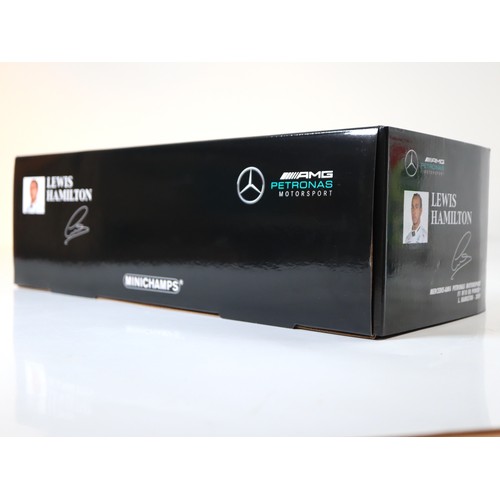 16 - Lewis Hamilton Mercedes-AMG Petronas Motorsport F1 W10 EQ Power+ - 2019 1:18 Scale Model by Minicham... 