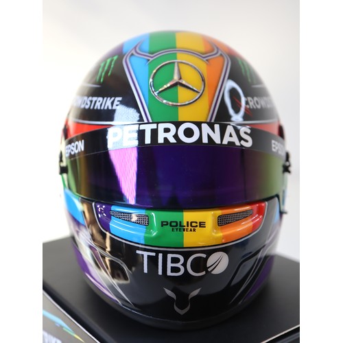 23 - Lewis Hamilton Special Edition Qatar 2021 1:2 Scale Helmet