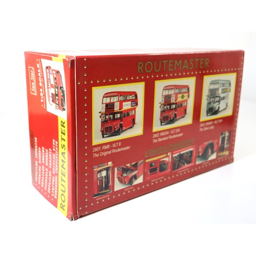 70 - Sun Star 1:24 Scale Routemaster London Transport RM664-WLT664 The Silver Lady Limited Edition 1433/2... 