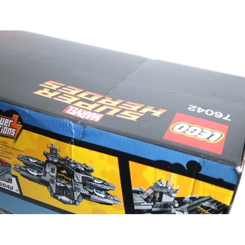 100 - LEGO - Marvel Super Heroes 76042 The SHEILD Helicarrier