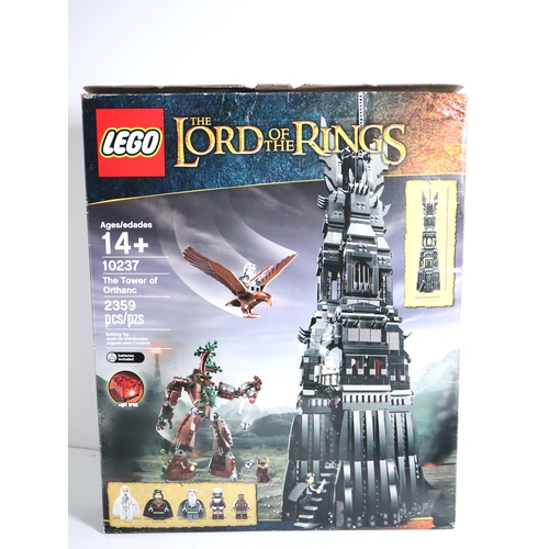 101 - LEGO - The Lord of the Rings Tower of Orthanc 10237