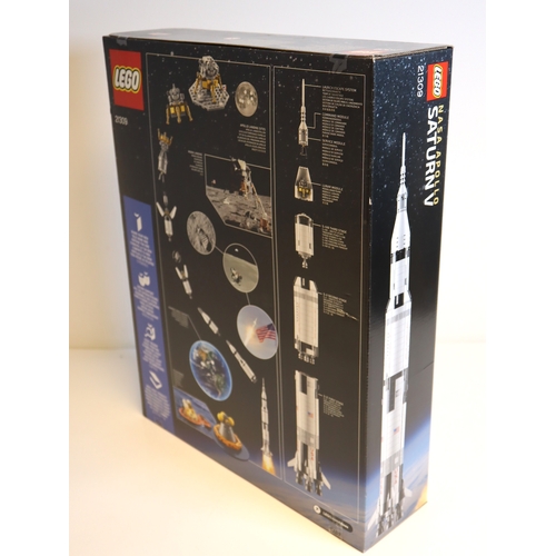 116 - LEGO - Ideas NASA Apollo Saturn V 21309