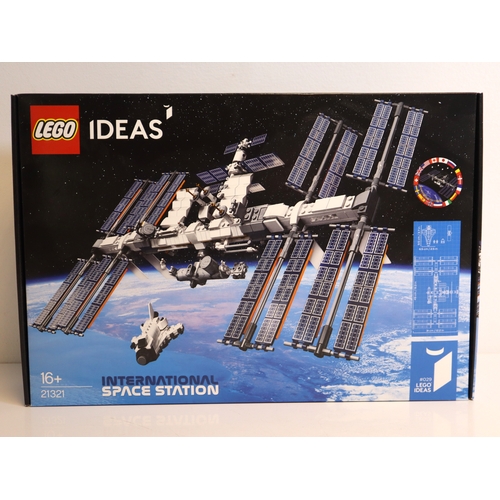 117 - LEGO - Ideas International Space Station 21321