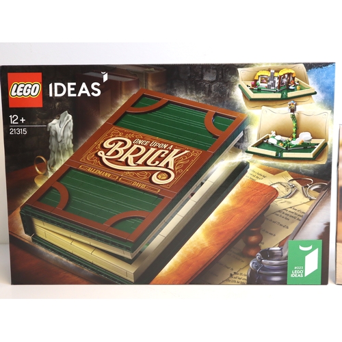 122 - LEGO - Ideas 21315 Once Upon a Brick + 40254 Christmas Nutcracker