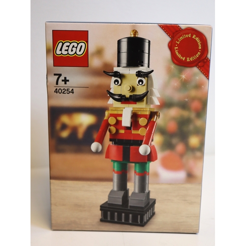 122 - LEGO - Ideas 21315 Once Upon a Brick + 40254 Christmas Nutcracker