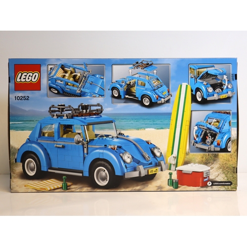 126 - LEGO - Creator 10252 Volkswagen Beetle