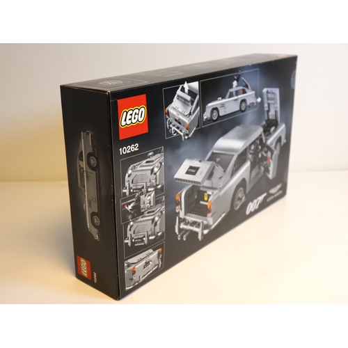 133 - LEGO - Creator 10262 James Bond Aston Martin DB5