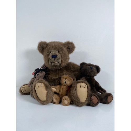 364 - Four small Boyds Teddy bears