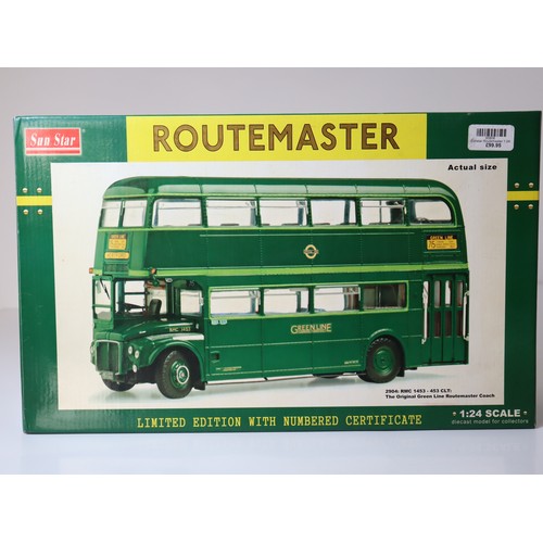 75 - Sun Star Routemaster RMC 1453 - 453 CLT 1:24 Scale die-cast model LE 3039/5000