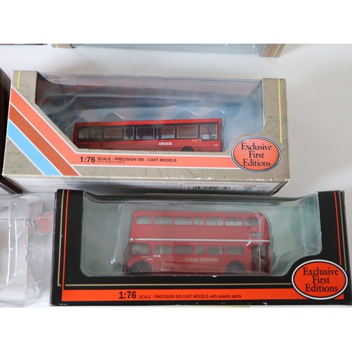 87 - A group of boxed and unboxed EFE 1:76 scale die-cast bus / coach models including London Transport
L... 