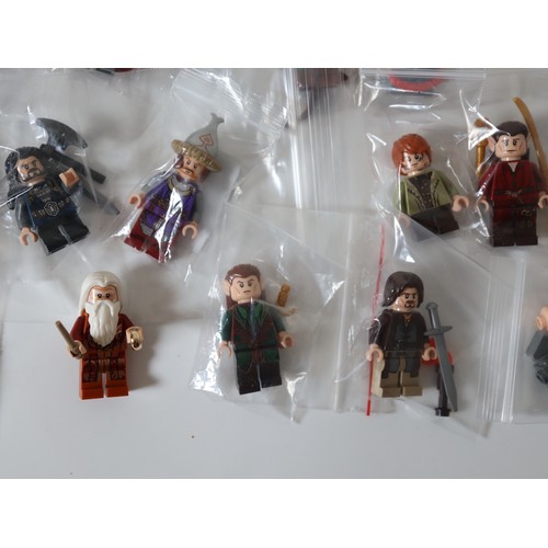 166 - LEGO Minifigures - A group of various figures from The Lord of the Rings / The Hobbit including Elve... 