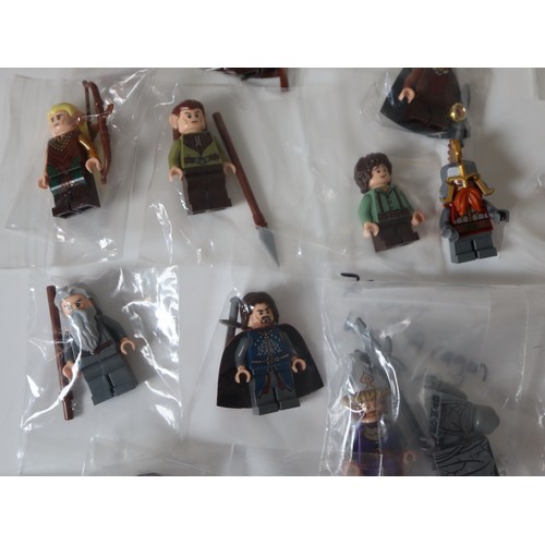 166 - LEGO Minifigures - A group of various figures from The Lord of the Rings / The Hobbit including Elve... 