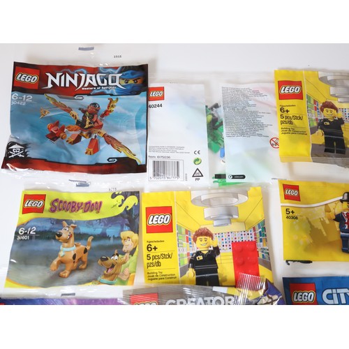 194 - LEGO - Various Minifigure and Mini Set Poly bags including 5001622 LEGO Store Employee, 5005233 Haml... 