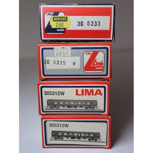 208 - Lima Models 00 L.M.S Gauge Carriages / Dining Car 305333, 305315W, 305312W (2)