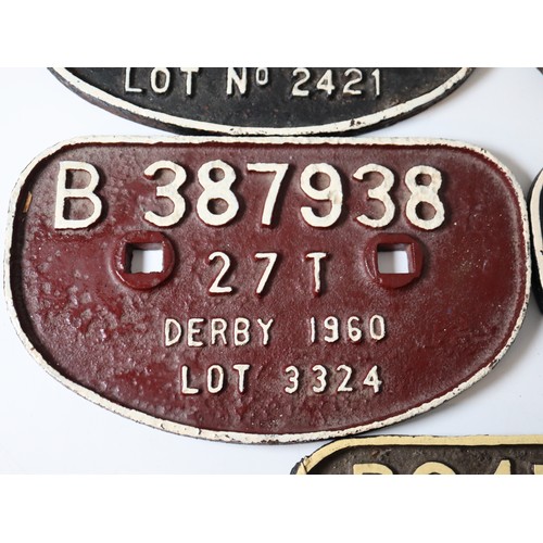 230 - Five cast iron railway wagon plaques - B282704 24 1/2T Ashford 1959, B335325 24 1/2T Shildon 1960, B... 