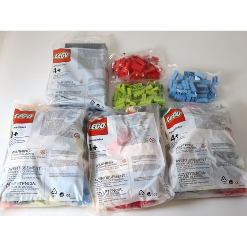 256 - LEGO - Large quantity of sealed new Poly bags with multiple bricks and connectors including a sealed... 