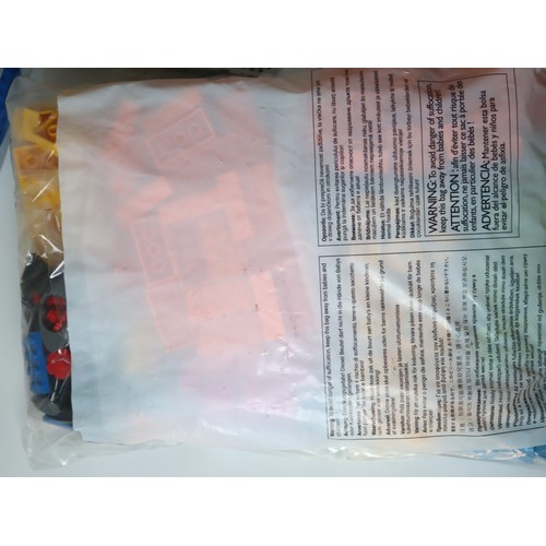 256 - LEGO - Large quantity of sealed new Poly bags with multiple bricks and connectors including a sealed... 