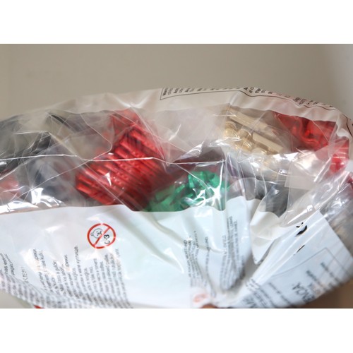 256 - LEGO - Large quantity of sealed new Poly bags with multiple bricks and connectors including a sealed... 