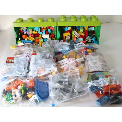 257 - LEGO Duplo - Large collection of New Sealed Poly bags and used Duplo Pieces including various animal... 