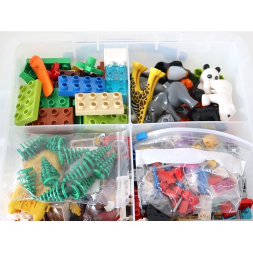 262 - LEGO - Various loose bricks, connectors, Duplo, Animals + other pieces