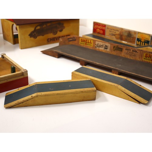 275 - Vintage Scratch Built Wooden O Gauge Stations, Garage and Platforms c 1950's