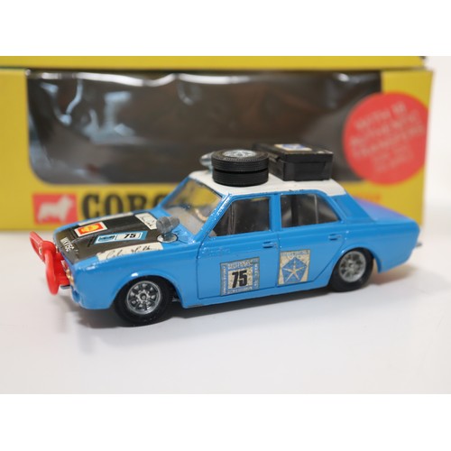 292 - Corgi Toys 302 Hillman Hunter + 499 Citroen Safari 1968 Winter Olympics