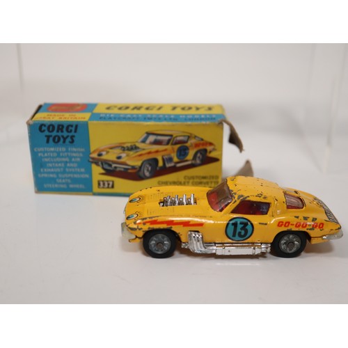 294 - Corgi Toys 332 Lancia Fulvia Sport Zagato, 262 Lincoln Continental Limousine, 341 Mini Marco GT 850,... 