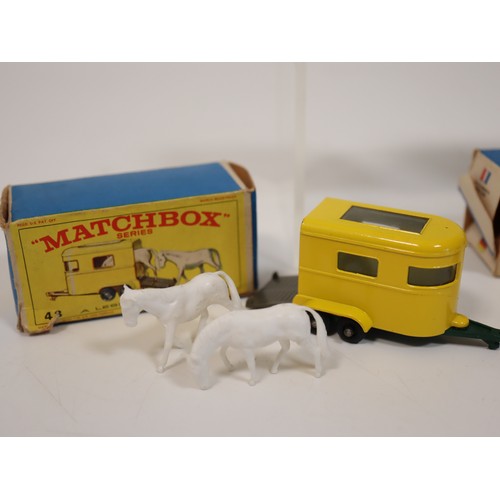 296 - Matchbox 60 Truck with Site Office, 58 DAF Girder Truck, 40 Hay Trailer, 65 Claas Combine Harvester,... 