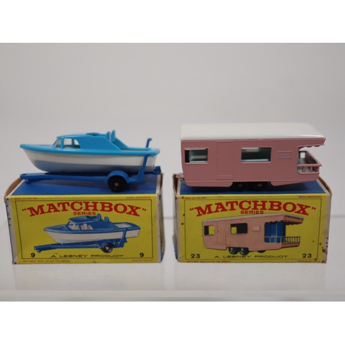 384 - Matchbox 38 Honda Motorcycle & Trailer, 23 Trailer Caravan, 9 Cabin Cruiser & Trailer in E4 Series B... 