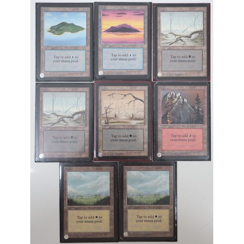 416 - Magic The Gathering TCG - Island (2), Mountain, Plains (2), Swamp (3) - Alpha