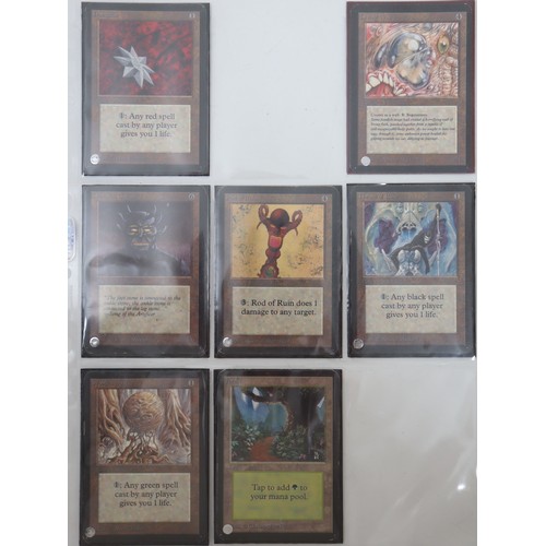 417 - Magic The Gathering TCG - A collection of 62 Alpha Trading cards