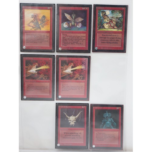 422 - Magic The Gathering TCG - A group of 40 Beta cards including Black Knight