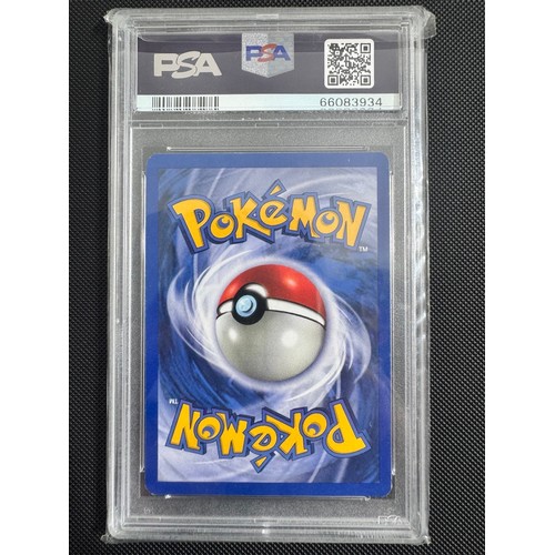 179 - Pokemon TCG - Charizard 4/102 Holo Base Set English Graded PSA 8 Near Mint - Mint