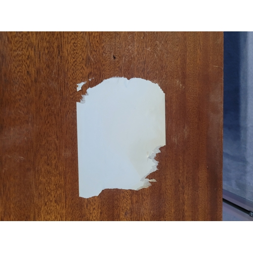 450A - Rigonda Symphony Radiogram with Turntable

Vintage Rigonda Symphony radiogram in a wooden cabinet, f... 