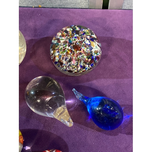 421 - A quantity of Collectable glasswares including, Bowls, Decanters, Paper weights and some Napkin ring... 