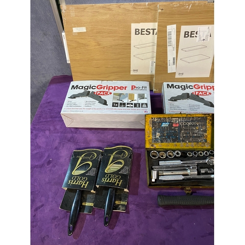 431 - Two Magic gripper sets, Two Harris gold paintbrushes, 2 tile cutting tools and some Ikea Besta Shelv... 