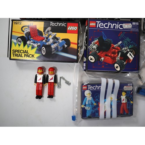 291 - Lego Technic - A collection of 1980/90's sets including 8830 Rally 6-Wheeler, 8815, 8826, 8024, , 19... 