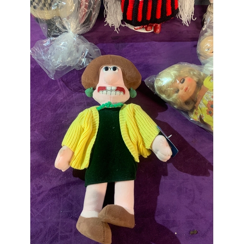 438 - A Collection of miscellaneous dolls including Pelham Puppet Marlborough Wilts