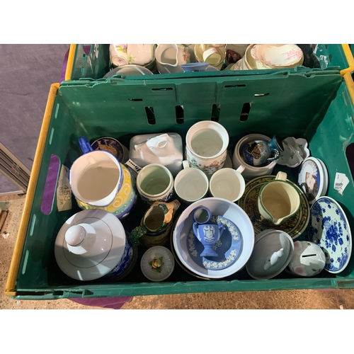 442 - A large selection of various china tableware including a collectable (christmas 1971) wedgewood Plat... 