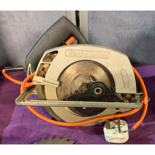 465 - A selection of various power tools including Black & Decker (KA185E) orbital sander, Black & Decker ... 