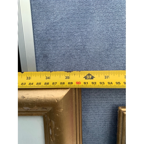 520 - 4 Large framed prints of various landmarks including Buckingham Palace and Hyde Park