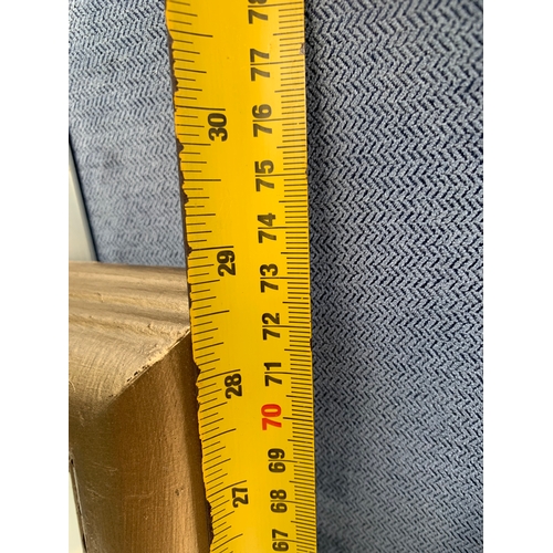 520 - 4 Large framed prints of various landmarks including Buckingham Palace and Hyde Park