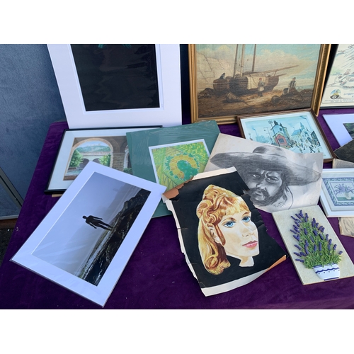 546 - A Large collection of Miscellaneous art pieces including prints, posters and sketches.
