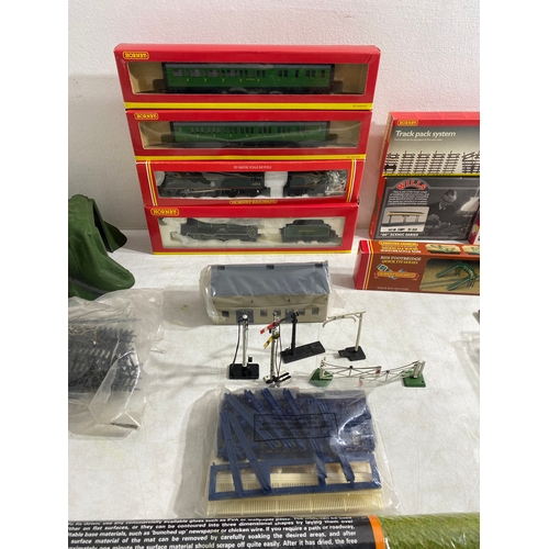 194 - Hornby R4009A SR Composite Coach (malachite) 