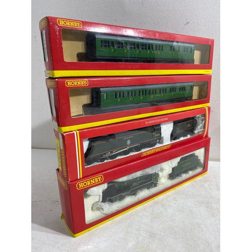 194 - Hornby R4009A SR Composite Coach (malachite) 